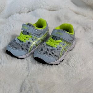 Asics Kids' Sneakers in Gray and Neon Yellow